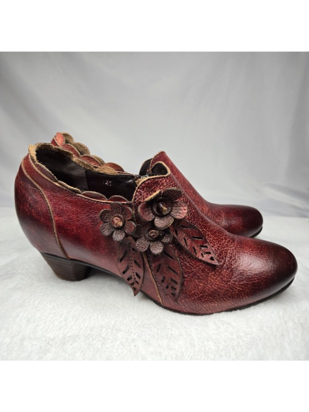 Women's Booties Size 9.5 Boho Western Floral Leather Ankle Brown Tooled Red Shoe - Picture 2 of 9
